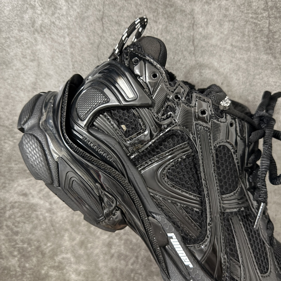 巴黎世家 七代半灯鞋Balenciaga 巴黎7.5巴黎世家 最新配色潮流复古休闲鞋 独家采用大容量锂电，反复按压10万
