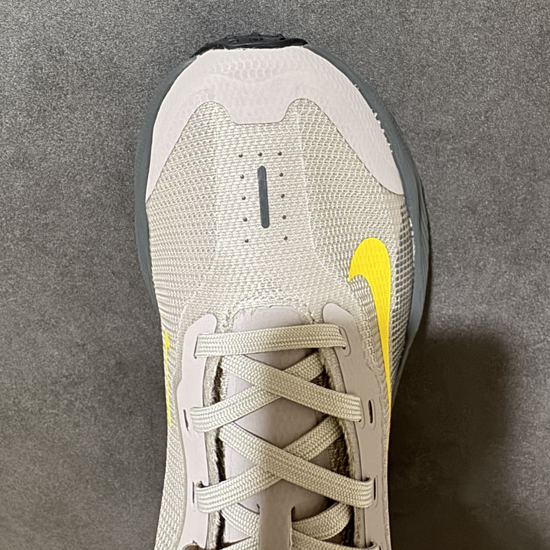 Nike Ava X 耐克 舒适百搭耐磨低帮 休闲跑步鞋 采用轻盈的机能型织物鞋面 专为四季穿着而设计 流线型TPU包覆