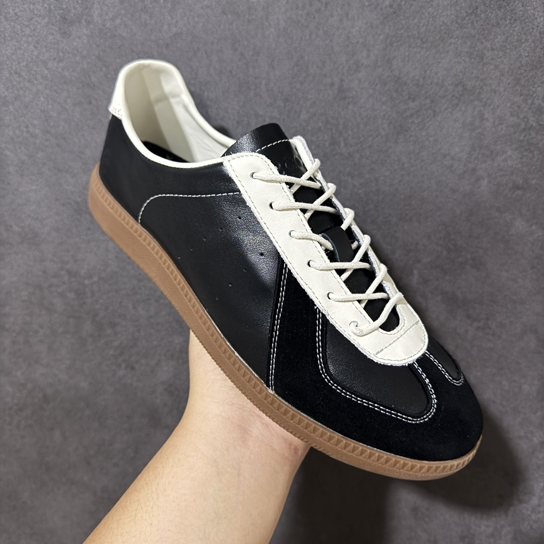 Ecco Biomc Artile Colour Extras 爱步男士低帮休闲鞋 牛皮材质 尺码：39-44 货号： 