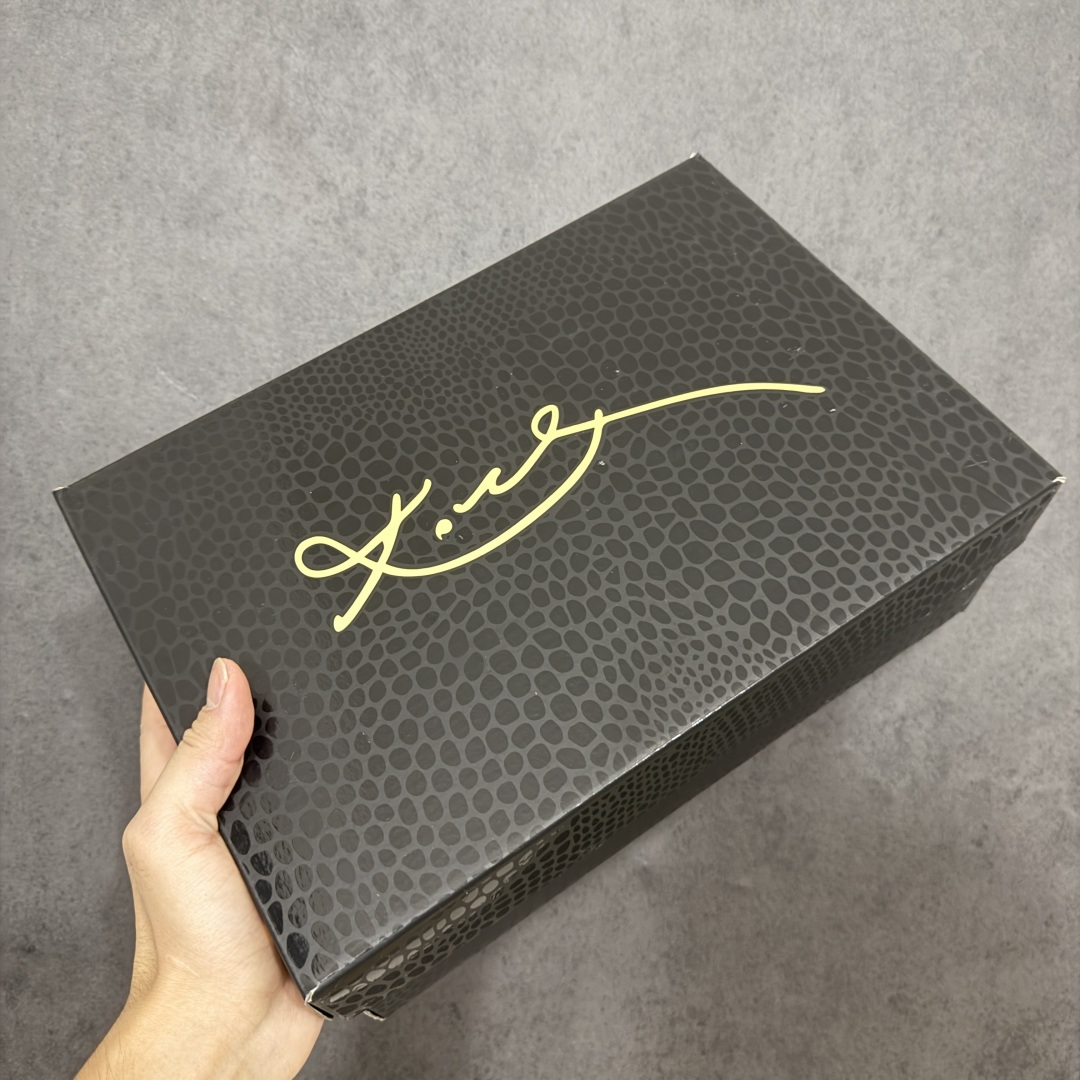 Nk Kobe VIII Protro 科比8代 男子实战篮球鞋 上海限定 烟花 复刻 橙色黄白 IO6259-800 