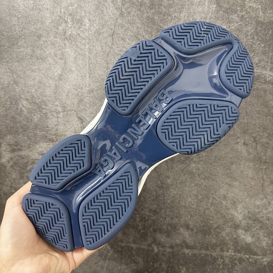 Balenciaga巴黎世家 Triple S .2 厚底系带 低帮 老爹鞋半拖 Balenciaga是由被誉为代表二十