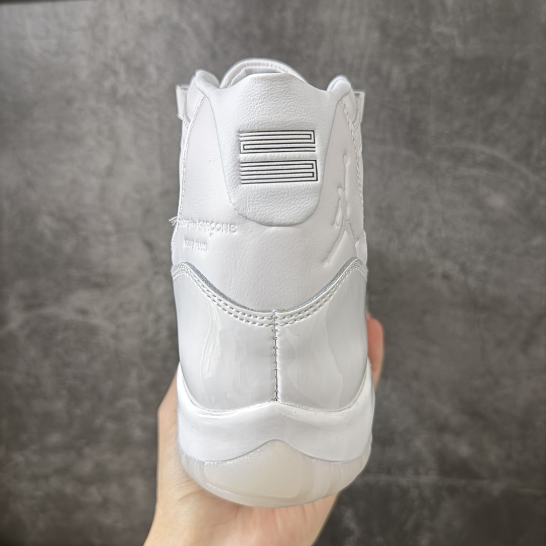 Comme Ces Garçons × Air Jordan 11 High CDG x AJ11 高帮 联名白色 AJ