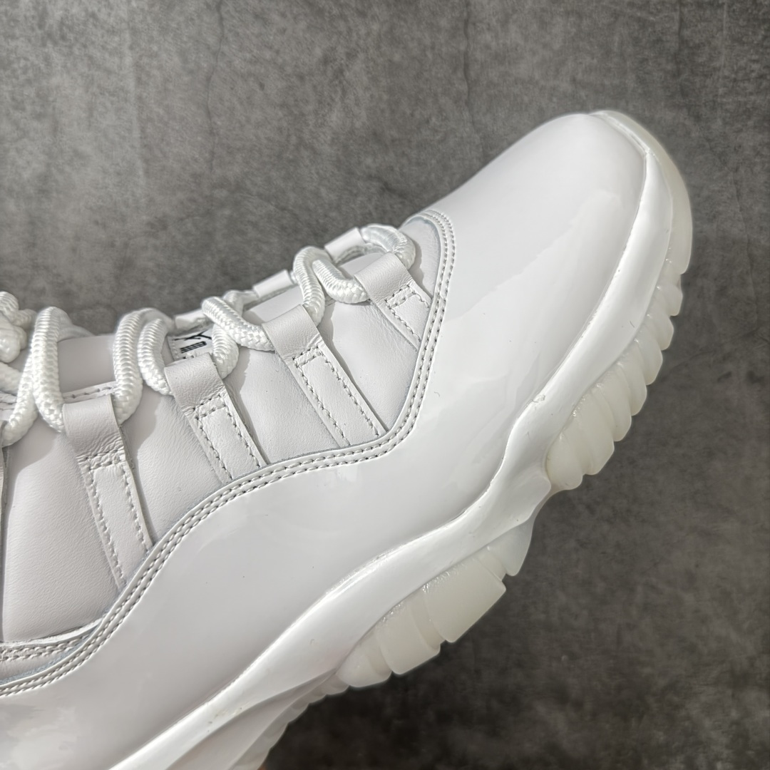 Comme Ces Garçons × Air Jordan 11 High CDG x AJ11 高帮 联名白色 AJ