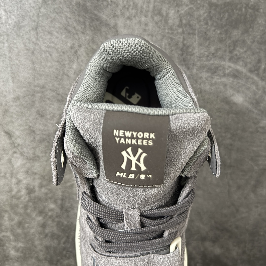 全新MLB Chunky Liner Classic Monogarm中帮板鞋 韩国洋基队棒球联盟MLB NY网红老爹鞋
