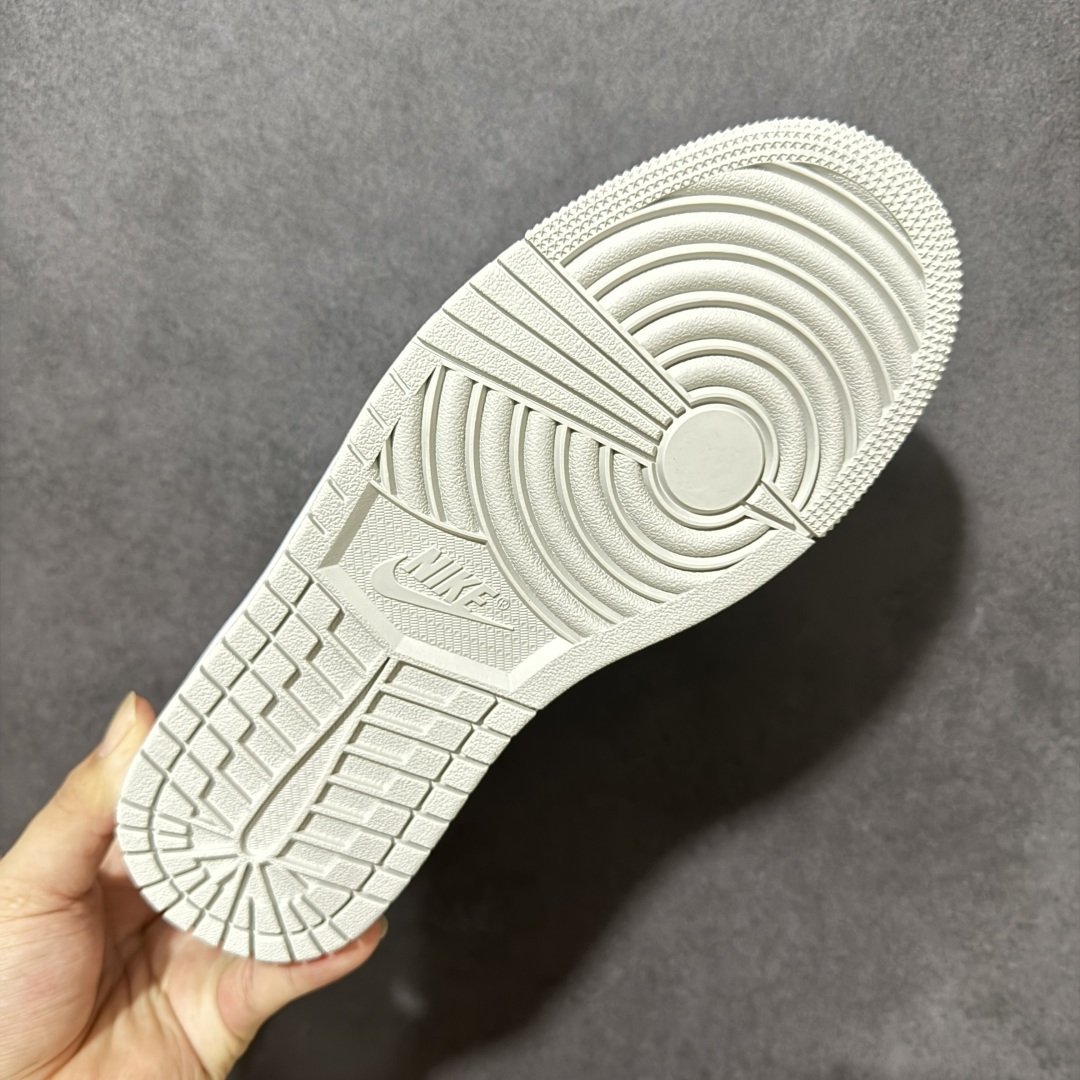 Nike Air Jordan 1 Low AJ1 乔1 耐克 低帮休闲板鞋 同步官方配色 货号: 032 尺码:36 