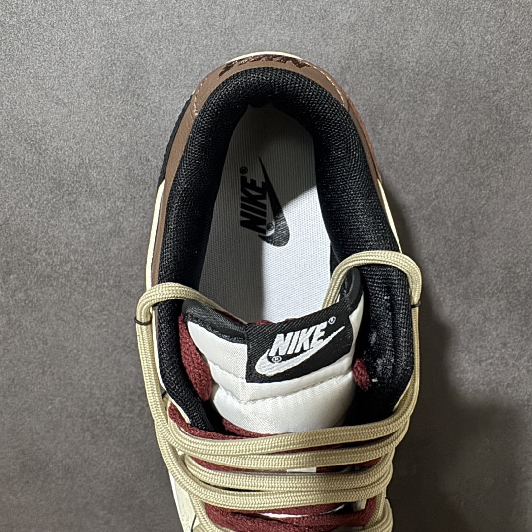 Nike Dunk Low Retro 全新配色 SB顾名思义，具有经典的Dunk血缘，又注入了更多的时尚元素。相较于普