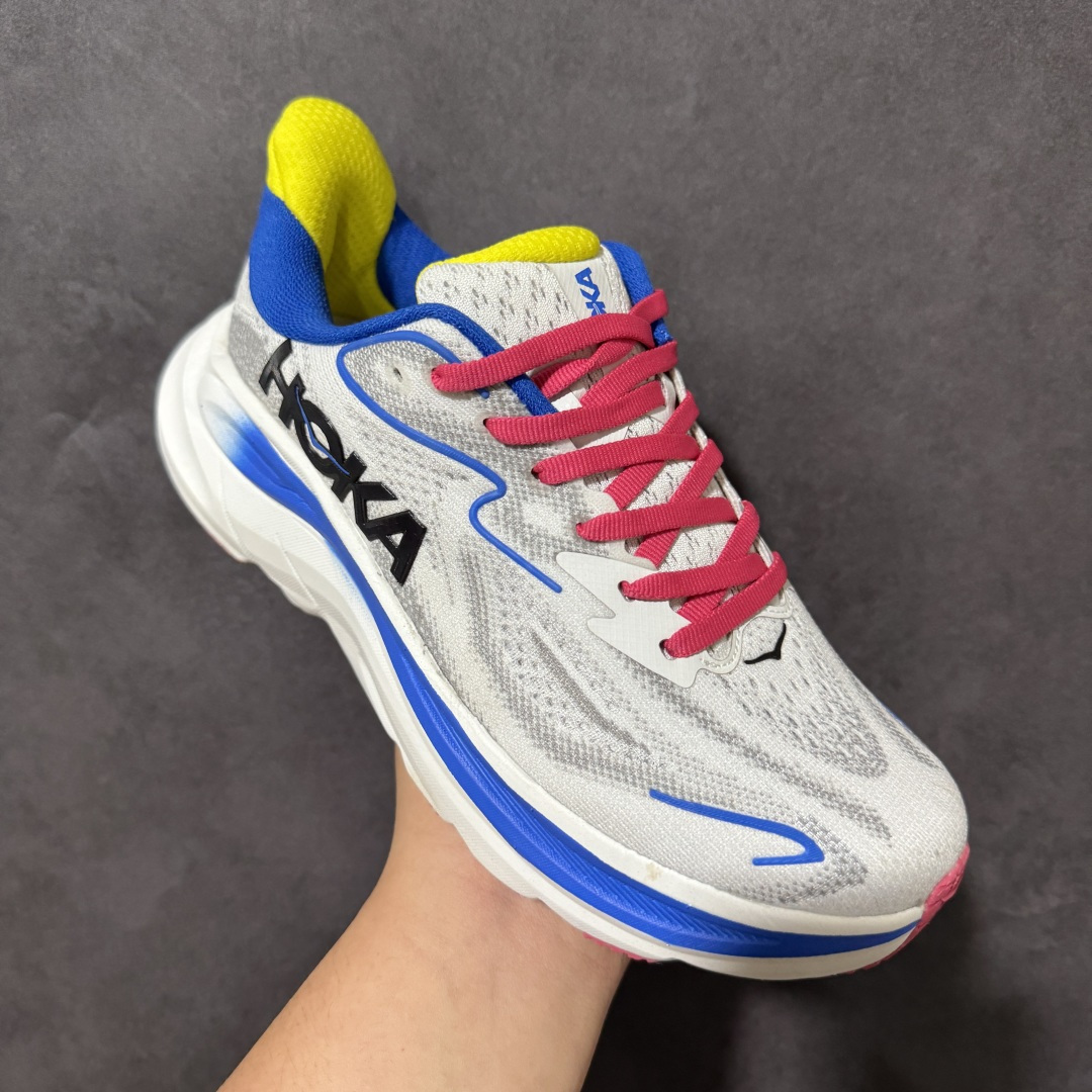 HOKA M CLIFTON 10 轻量低帮户外越野跑鞋 户外山脉越野轻量运动跑鞋 鞋面用轻的无缝架构 鞋带用了弹性不易