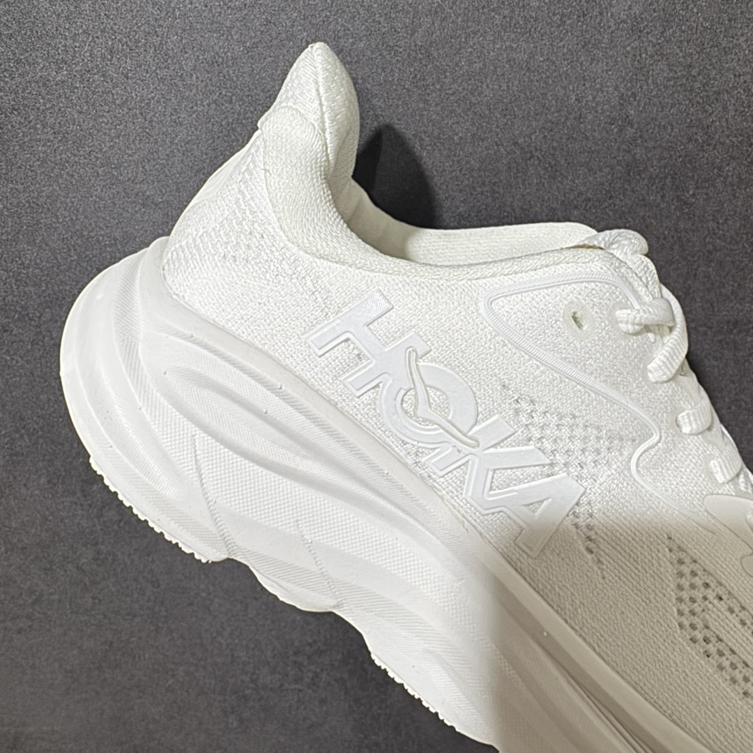 HOKA M CLIFTON 10 轻量低帮户外越野跑鞋 户外山脉越野轻量运动跑鞋 鞋面用轻的无缝架构 鞋带用了弹性不易