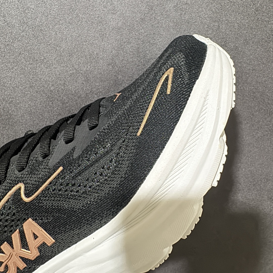 HOKA M CLIFTON 10 轻量低帮户外越野跑鞋 户外山脉越野轻量运动跑鞋 鞋面用轻的无缝架构 鞋带用了弹性不易