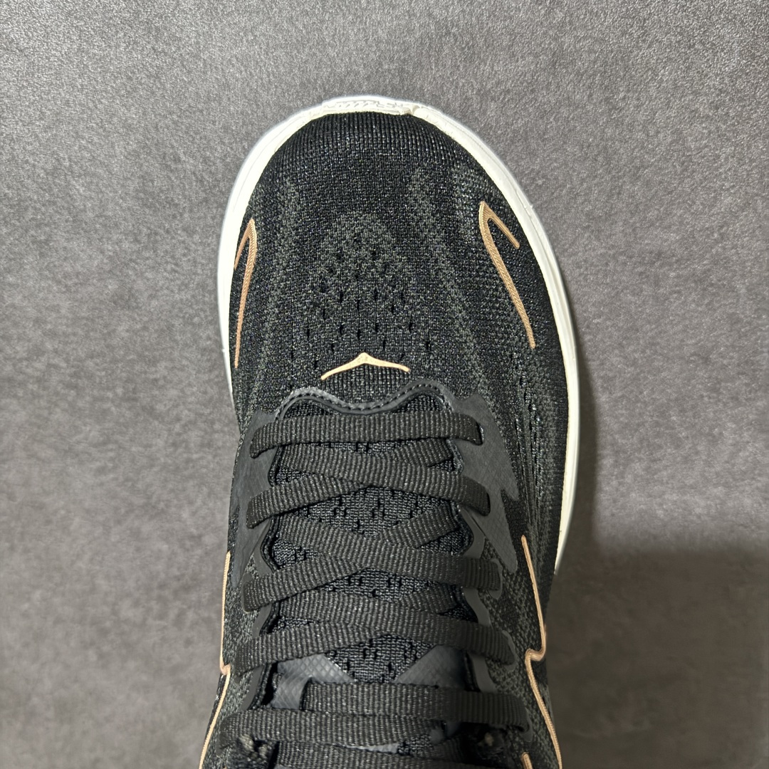 HOKA M CLIFTON 10 轻量低帮户外越野跑鞋 户外山脉越野轻量运动跑鞋 鞋面用轻的无缝架构 鞋带用了弹性不易