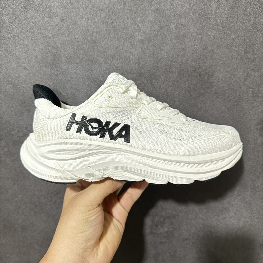 HOKA M CLIFTON 10 轻量低帮户外越野跑鞋 户外山脉越野轻量运动跑鞋 鞋面用轻的无缝架构 鞋带用了弹性不易 HOKA M CLIFTON 10 轻量低帮户外越野跑鞋 户外山脉越野轻量运动跑鞋 鞋面用轻的无缝架构 鞋带用了弹性不易