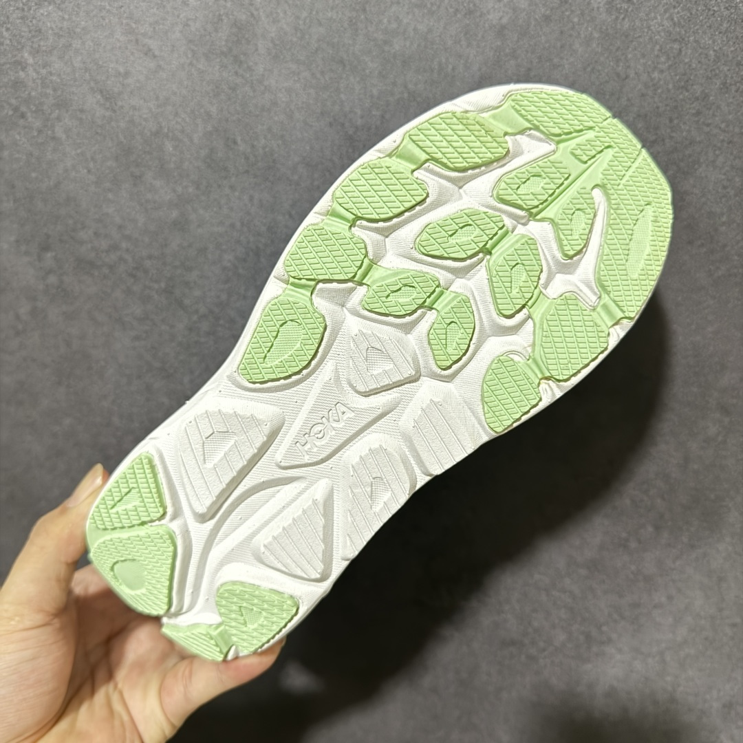 HOKA M CLIFTON 10 轻量低帮户外越野跑鞋 户外山脉越野轻量运动跑鞋 鞋面用轻的无缝架构 鞋带用了弹性不易