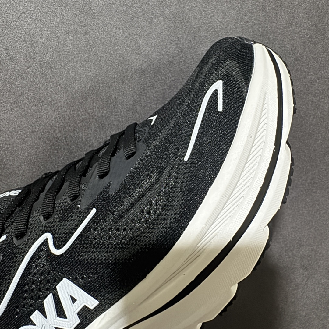 HOKA M CLIFTON 10 轻量低帮户外越野跑鞋 户外山脉越野轻量运动跑鞋 鞋面用轻的无缝架构 鞋带用了弹性不易