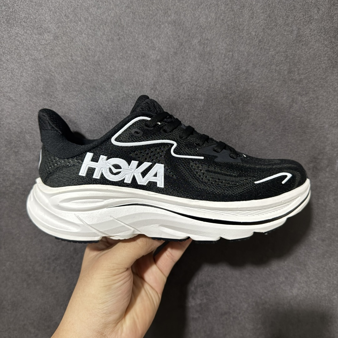 HOKA M CLIFTON 10 轻量低帮户外越野跑鞋 户外山脉越野轻量运动跑鞋 鞋面用轻的无缝架构 鞋带用了弹性不易 HOKA M CLIFTON 10 轻量低帮户外越野跑鞋 户外山脉越野轻量运动跑鞋 鞋面用轻的无缝架构 鞋带用了弹性不易