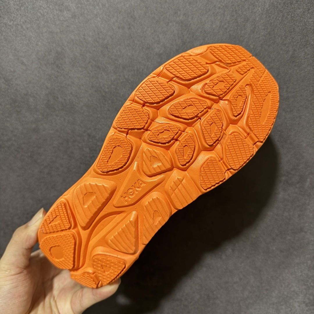 HOKA M CLIFTON 10 轻量低帮户外越野跑鞋 户外山脉越野轻量运动跑鞋 鞋面用轻的无缝架构 鞋带用了弹性不易