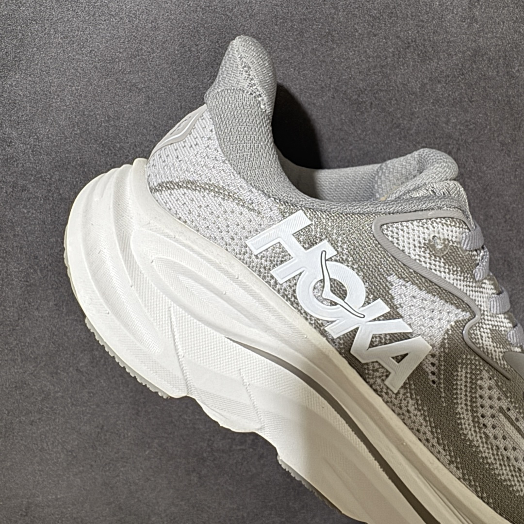 HOKA M CLIFTON 10 轻量低帮户外越野跑鞋 户外山脉越野轻量运动跑鞋 鞋面用轻的无缝架构 鞋带用了弹性不易