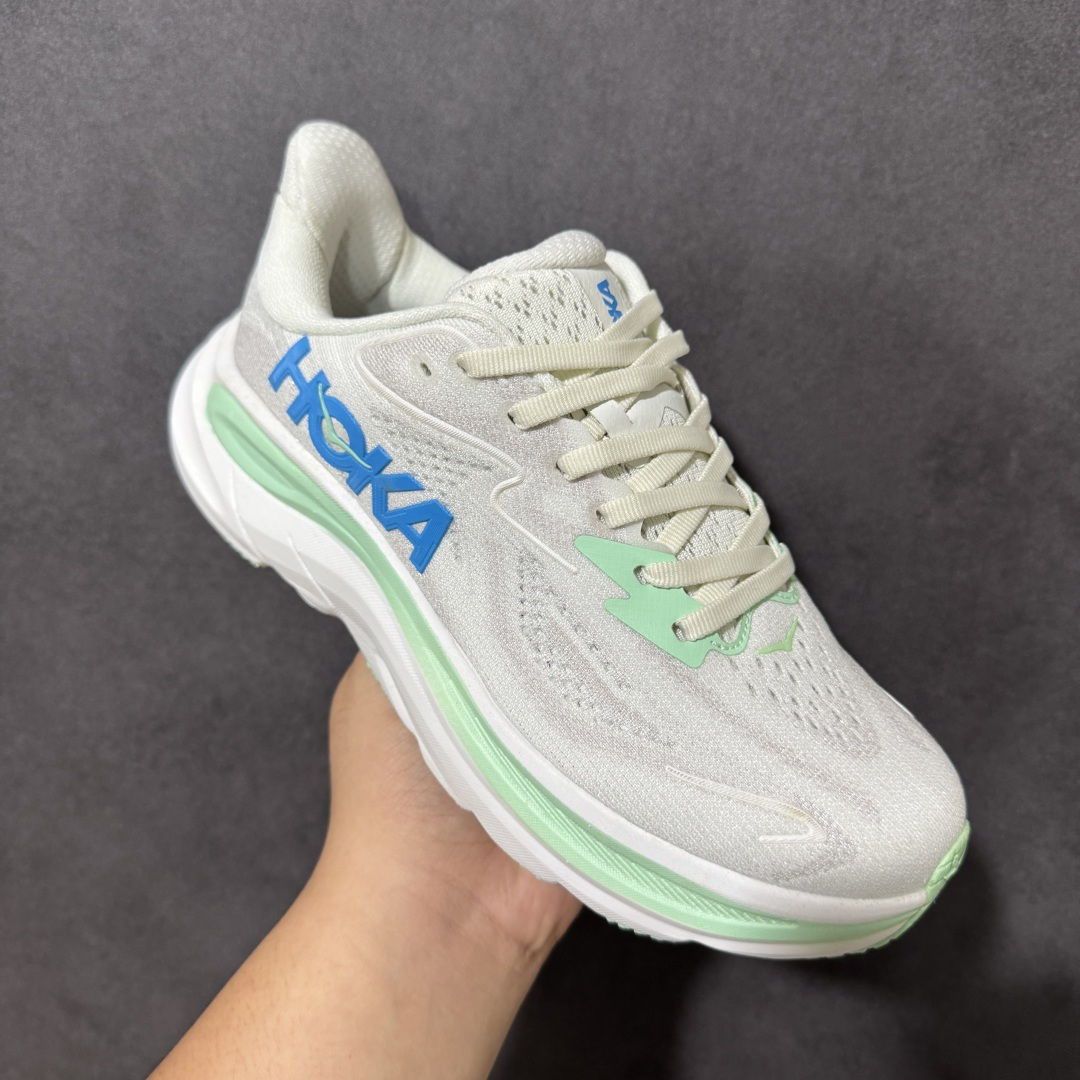 HOKA M CLIFTON 10 轻量低帮户外越野跑鞋 户外山脉越野轻量运动跑鞋 鞋面用轻的无缝架构 鞋带用了弹性不易
