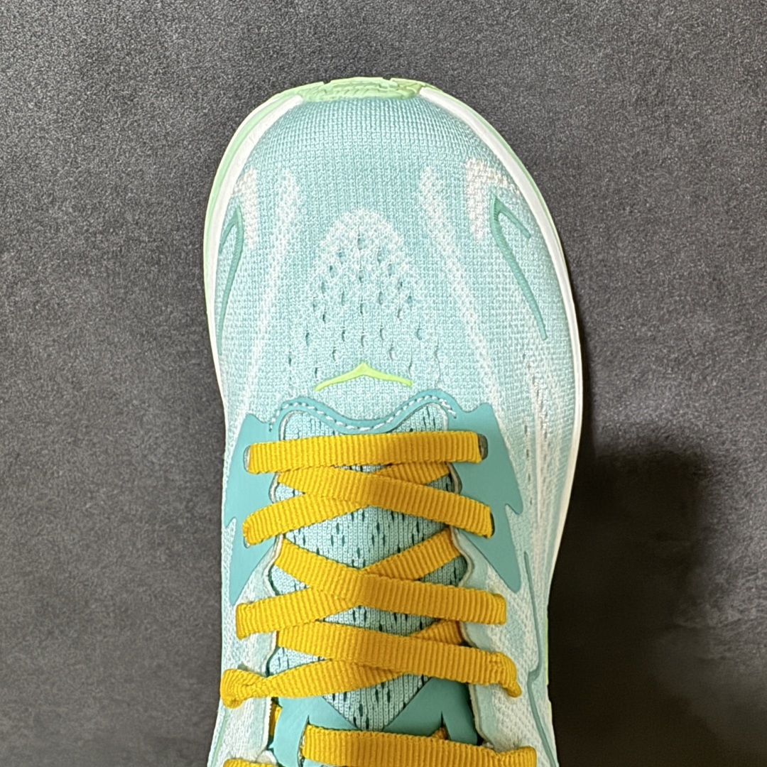 HOKA M CLIFTON 10 轻量低帮户外越野跑鞋 户外山脉越野轻量运动跑鞋 鞋面用轻的无缝架构 鞋带用了弹性不易