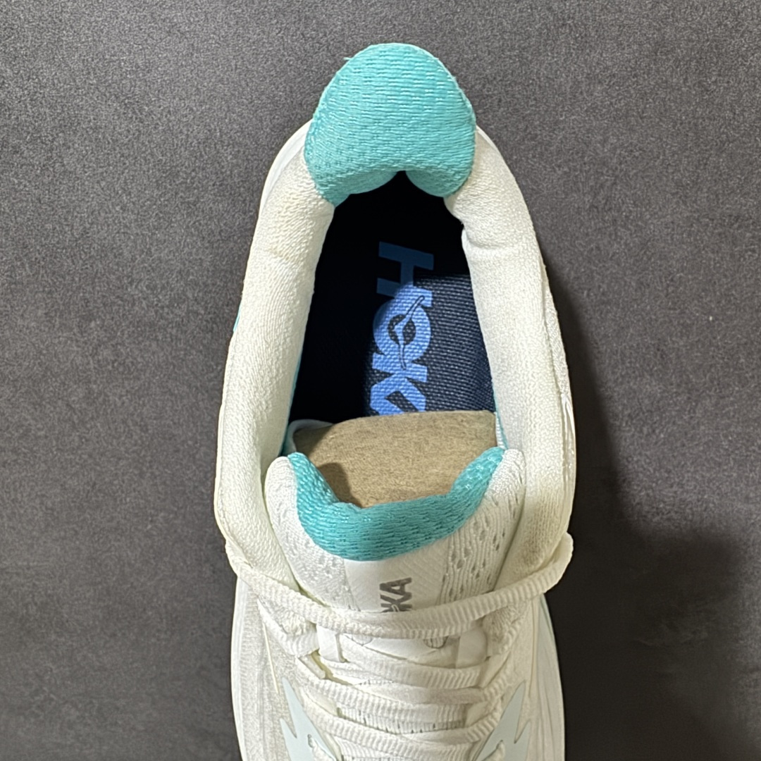 HOKA M CLIFTON 10 轻量低帮户外越野跑鞋 户外山脉越野轻量运动跑鞋 鞋面用轻的无缝架构 鞋带用了弹性不易
