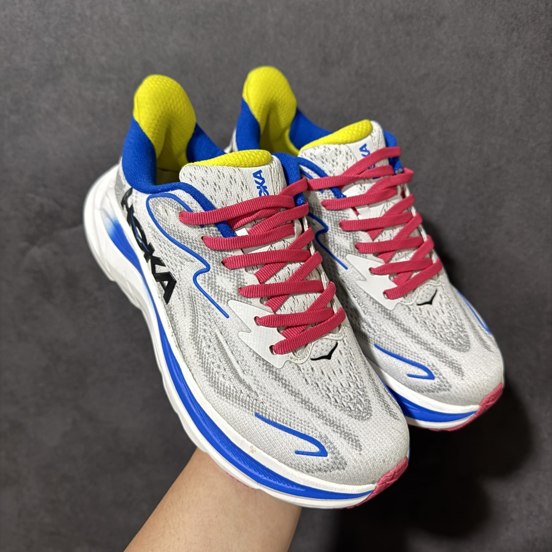 HOKA M CLIFTON 10 合集 轻量低帮户外越野跑鞋 户外山脉越野轻量运动跑鞋 鞋面用轻的无缝架构 鞋带用了弹