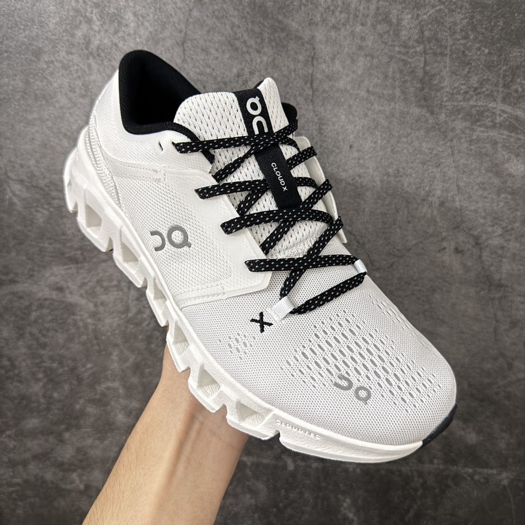On Cloud X 5昂跑 舒适柔软 休闲 跑步鞋 On昂跑Cloud X5适合日常休闲穿着，云状结构提供柔软的缓震脚