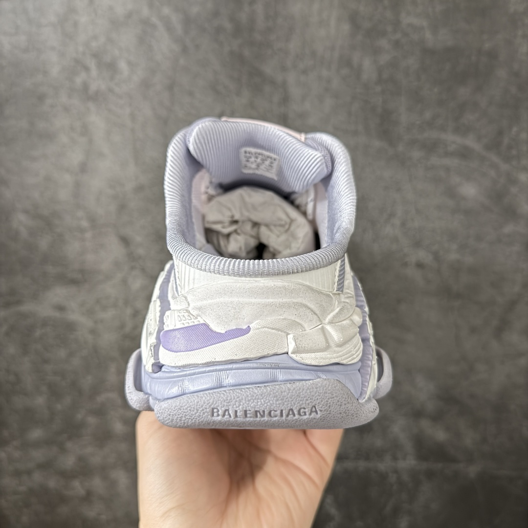 Balenciaga巴黎世家 Triple S .2 厚底系带 低帮 老爹鞋半拖 Balenciaga是由被誉为代表二十