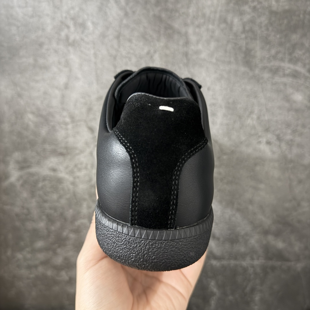 Maison Margiela Calfskin Replica MM6 马吉拉复古低帮时尚德训鞋 高端零售专供批次 全