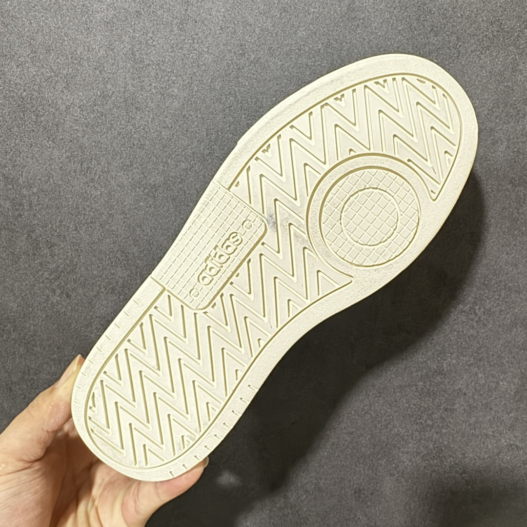 Adidas D-PAD Classic 阿迪达斯 舒适百搭 防滑耐磨 低帮 板鞋 货号:KH8222 尺码:36 36