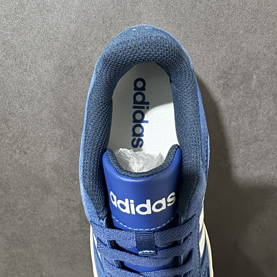 Adidas D-PAD Classic 阿迪达斯 舒适百搭 防滑耐磨 低帮 板鞋 货号:KZ5570 尺码:36 36