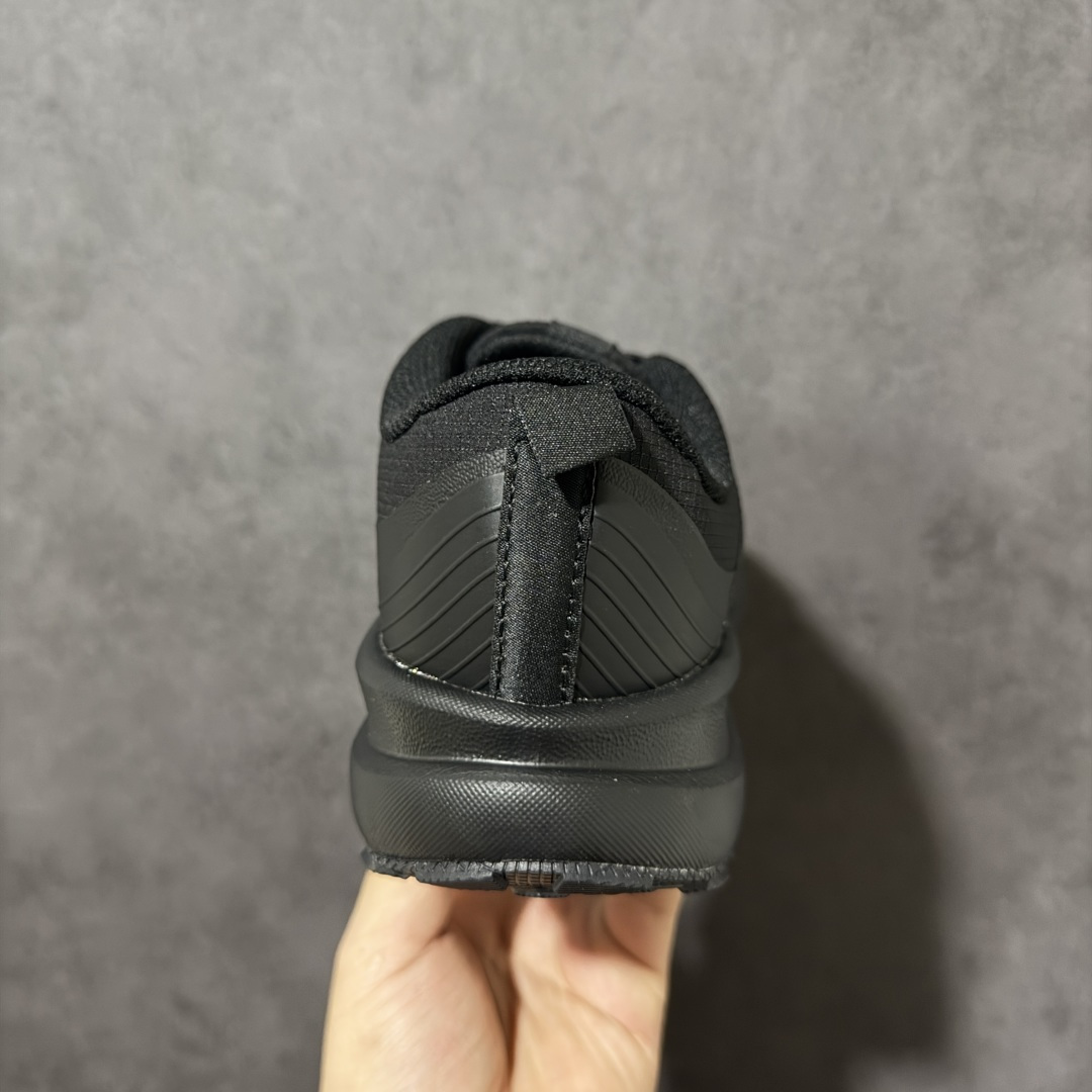 Adidas Runfalcon 6 ATR M 阿迪达斯 舒适防滑 耐磨 低帮运动轻盈跑鞋 这款运动鞋凭借织物面料和舒