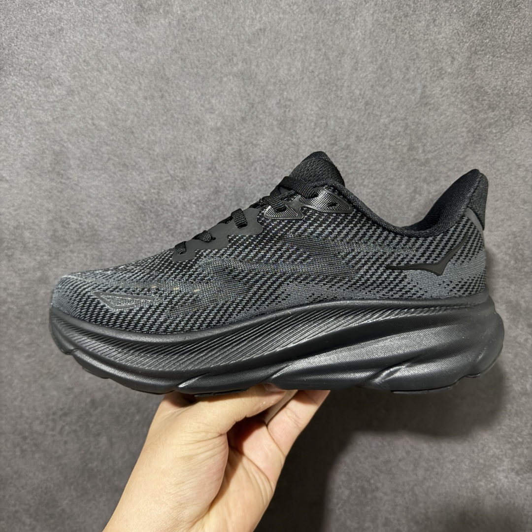 HOKA W CLIFTON PRO 轻量低帮户外越野跑鞋 户外山脉越野轻量运动跑鞋 鞋面用轻的无缝架构 鞋带用了弹性不