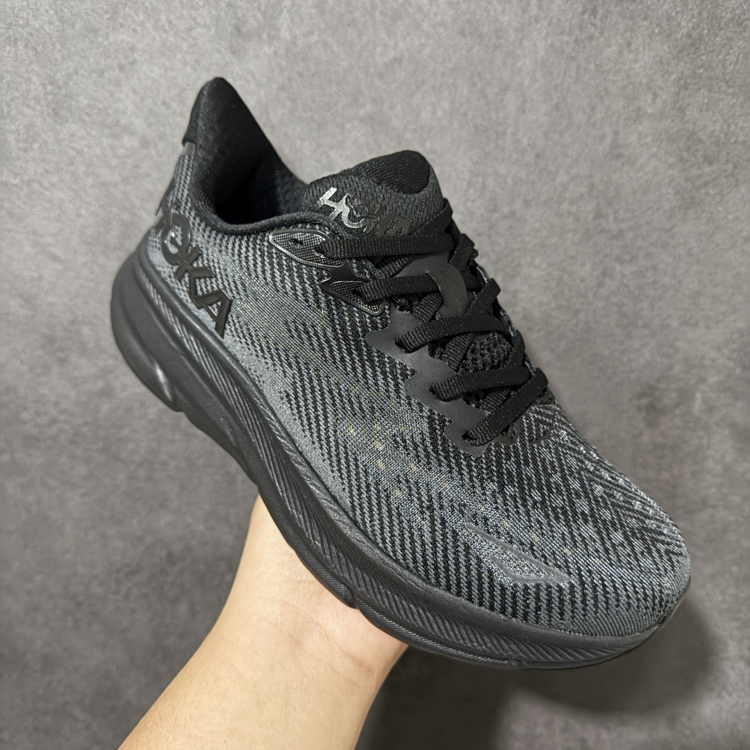 HOKA W CLIFTON PRO 轻量低帮户外越野跑鞋 户外山脉越野轻量运动跑鞋 鞋面用轻的无缝架构 鞋带用了弹性不