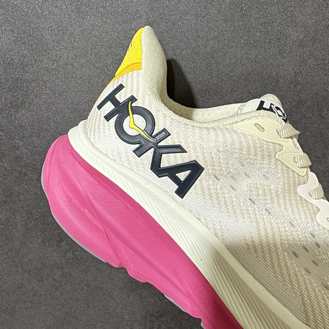 HOKA W CLIFTON PRO 轻量低帮户外越野跑鞋 户外山脉越野轻量运动跑鞋 鞋面用轻的无缝架构 鞋带用了弹性不