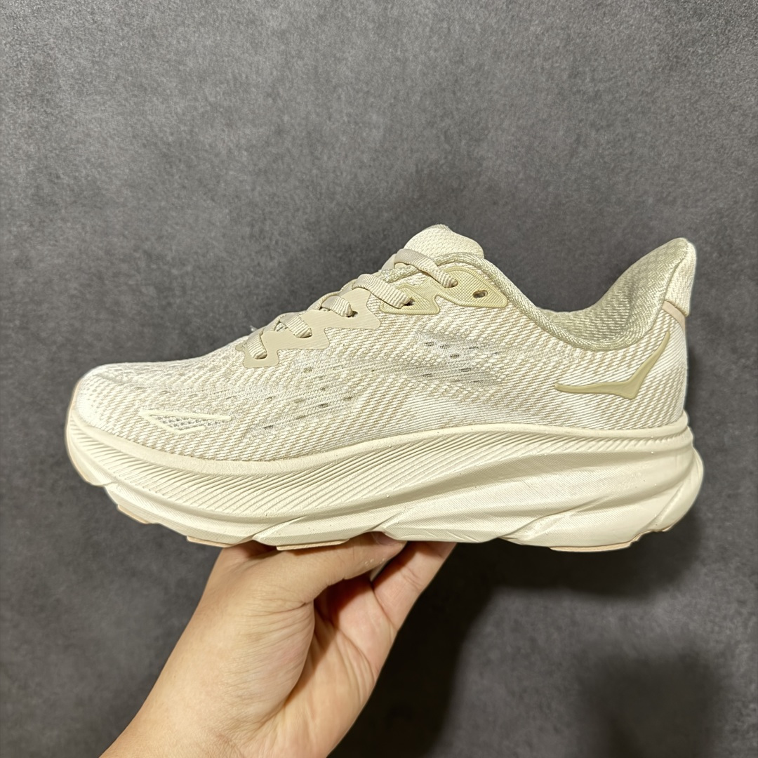 HOKA W CLIFTON PRO 轻量低帮户外越野跑鞋 户外山脉越野轻量运动跑鞋 鞋面用轻的无缝架构 鞋带用了弹性不