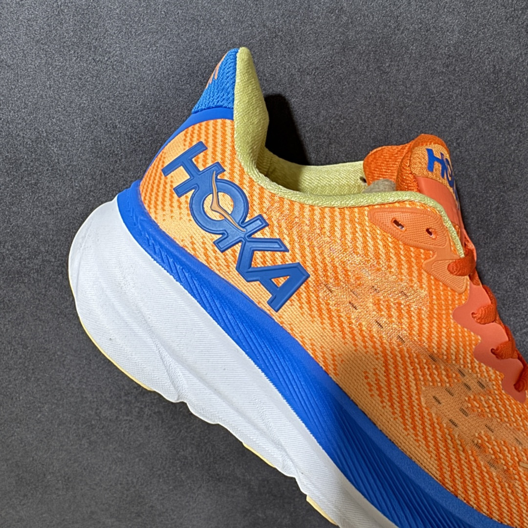 HOKA W CLIFTON PRO 轻量低帮户外越野跑鞋 户外山脉越野轻量运动跑鞋 鞋面用轻的无缝架构 鞋带用了弹性不