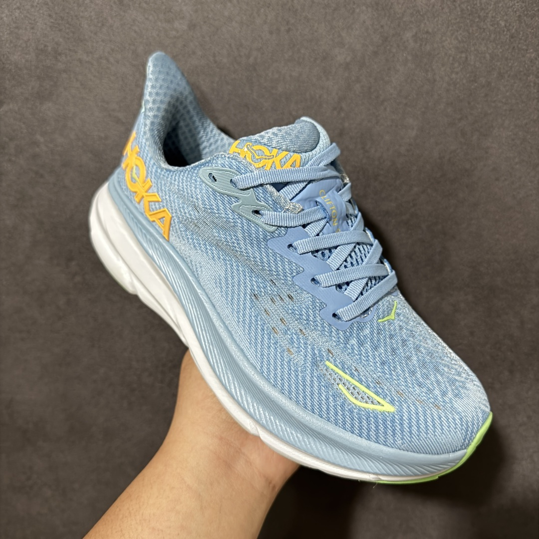 HOKA W CLIFTON PRO 轻量低帮户外越野跑鞋 户外山脉越野轻量运动跑鞋 鞋面用轻的无缝架构 鞋带用了弹性不