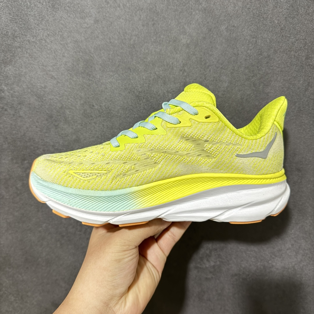 HOKA W CLIFTON PRO 轻量低帮户外越野跑鞋 户外山脉越野轻量运动跑鞋 鞋面用轻的无缝架构 鞋带用了弹性不