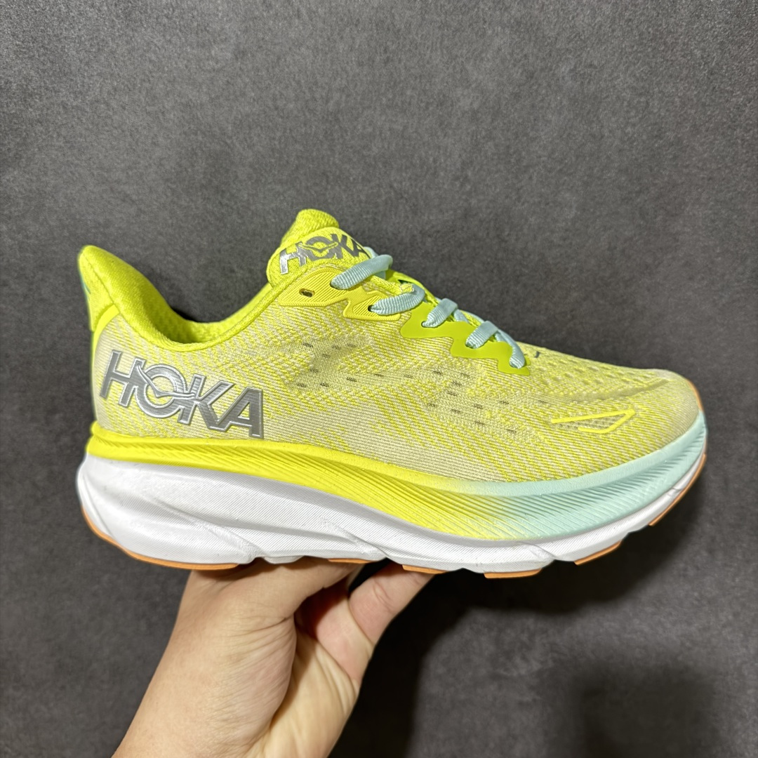 HOKA W CLIFTON PRO 轻量低帮户外越野跑鞋 户外山脉越野轻量运动跑鞋 鞋面用轻的无缝架构 鞋带用了弹性不 HOKA W CLIFTON PRO 轻量低帮户外越野跑鞋 户外山脉越野轻量运动跑鞋 鞋面用轻的无缝架构 鞋带用了弹性不