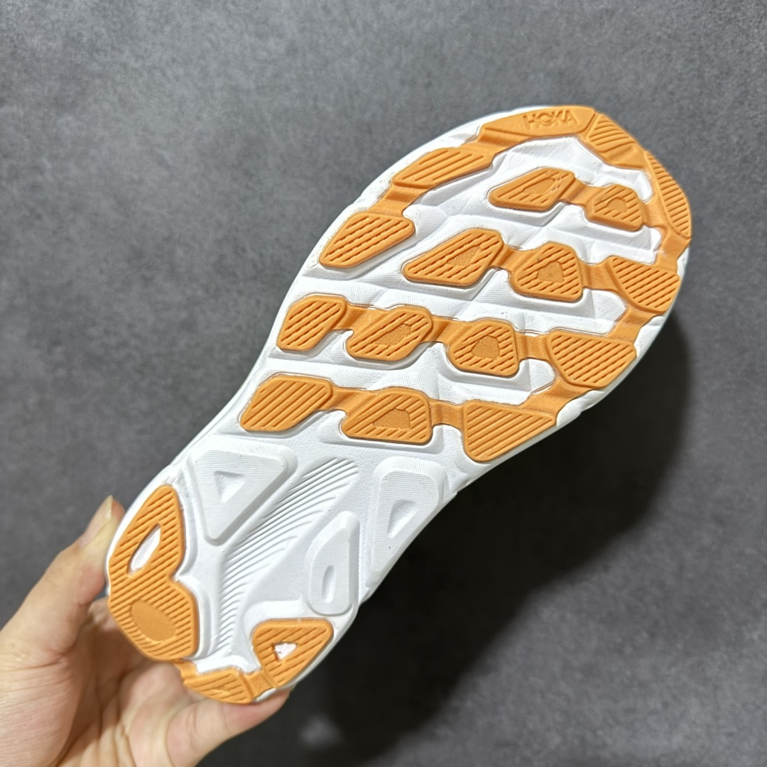 HOKA W CLIFTON PRO 轻量低帮户外越野跑鞋 户外山脉越野轻量运动跑鞋 鞋面用轻的无缝架构 鞋带用了弹性不
