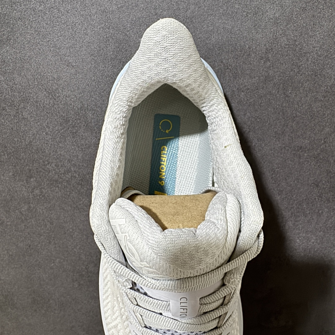 HOKA W CLIFTON PRO 轻量低帮户外越野跑鞋 户外山脉越野轻量运动跑鞋 鞋面用轻的无缝架构 鞋带用了弹性不