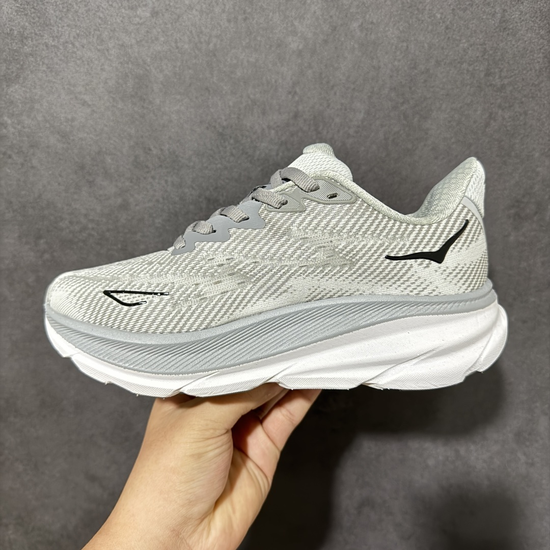 HOKA W CLIFTON PRO 轻量低帮户外越野跑鞋 户外山脉越野轻量运动跑鞋 鞋面用轻的无缝架构 鞋带用了弹性不
