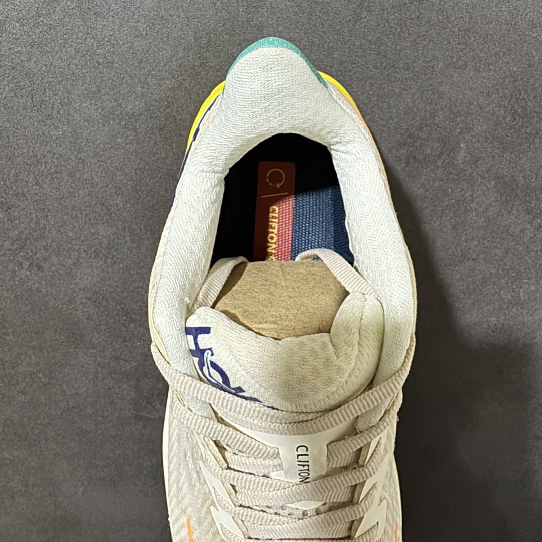 HOKA W CLIFTON PRO 轻量低帮户外越野跑鞋 户外山脉越野轻量运动跑鞋 鞋面用轻的无缝架构 鞋带用了弹性不