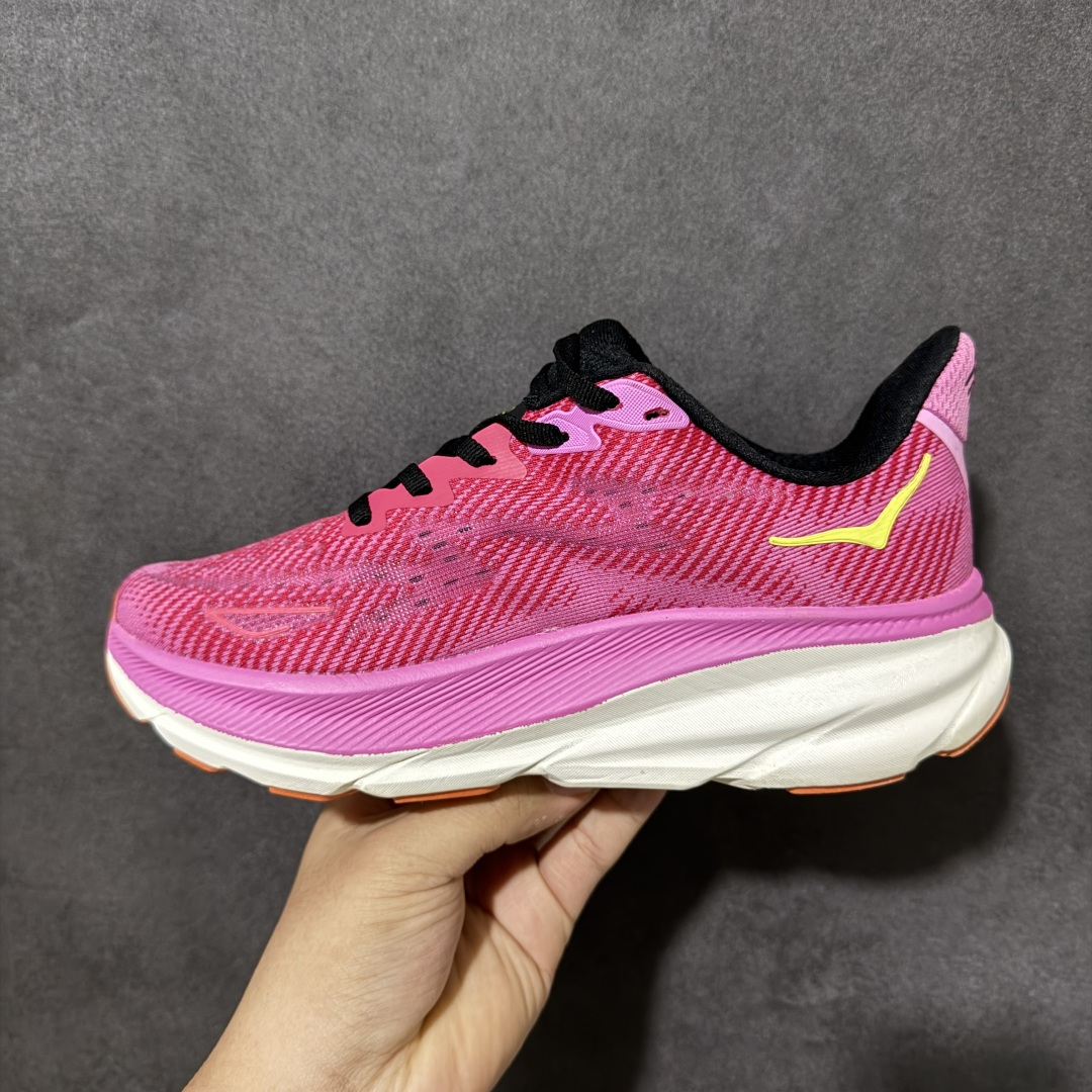 HOKA W CLIFTON PRO 轻量低帮户外越野跑鞋 户外山脉越野轻量运动跑鞋 鞋面用轻的无缝架构 鞋带用了弹性不