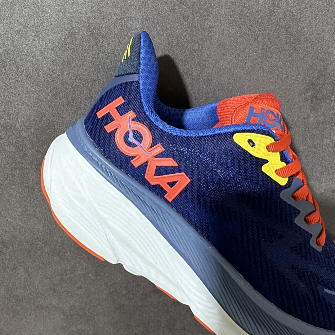 HOKA W CLIFTON PRO 9 轻量低帮户外越野跑鞋 户外山脉越野轻量运动跑鞋 鞋面用轻的无缝架构 鞋带用了弹
