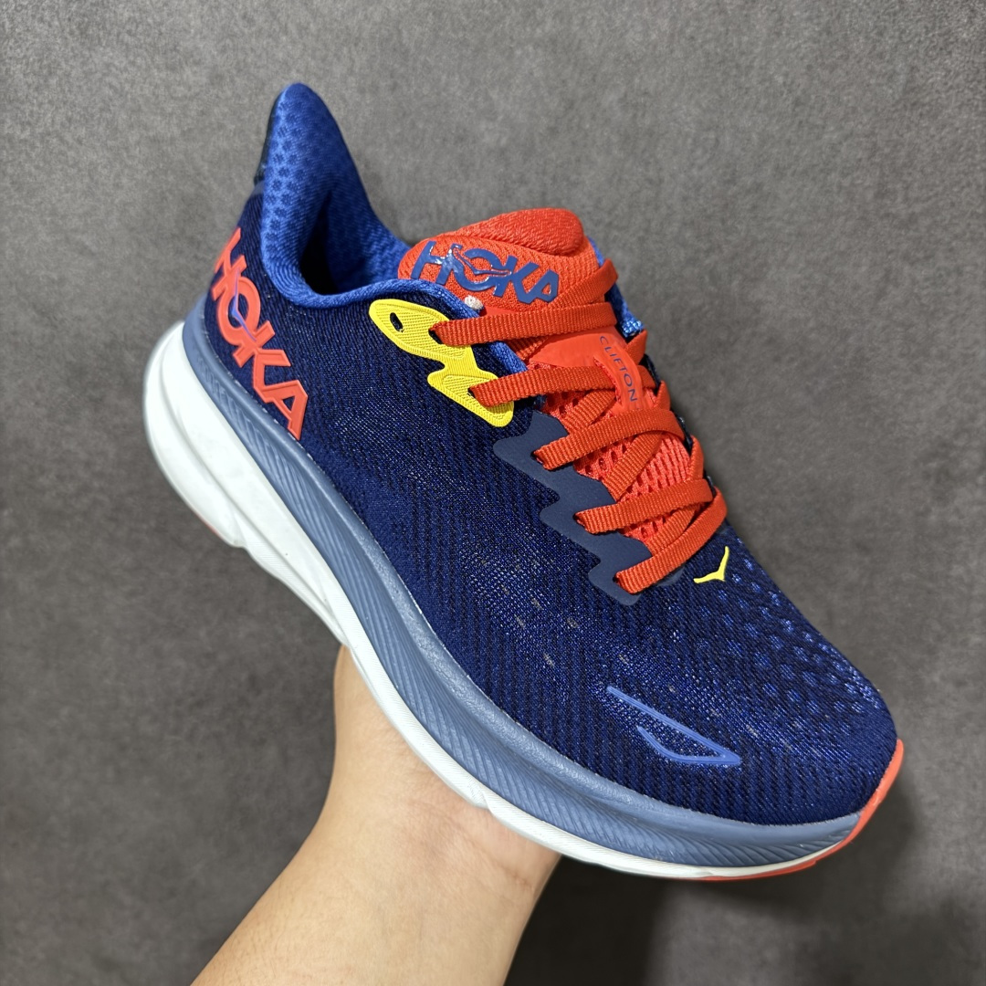 HOKA W CLIFTON PRO 9 轻量低帮户外越野跑鞋 户外山脉越野轻量运动跑鞋 鞋面用轻的无缝架构 鞋带用了弹
