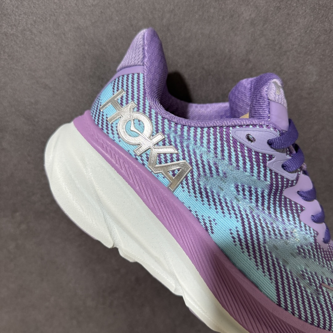 HOKA W CLIFTON PRO 9 轻量低帮户外越野跑鞋 户外山脉越野轻量运动跑鞋 鞋面用轻的无缝架构 鞋带用了弹