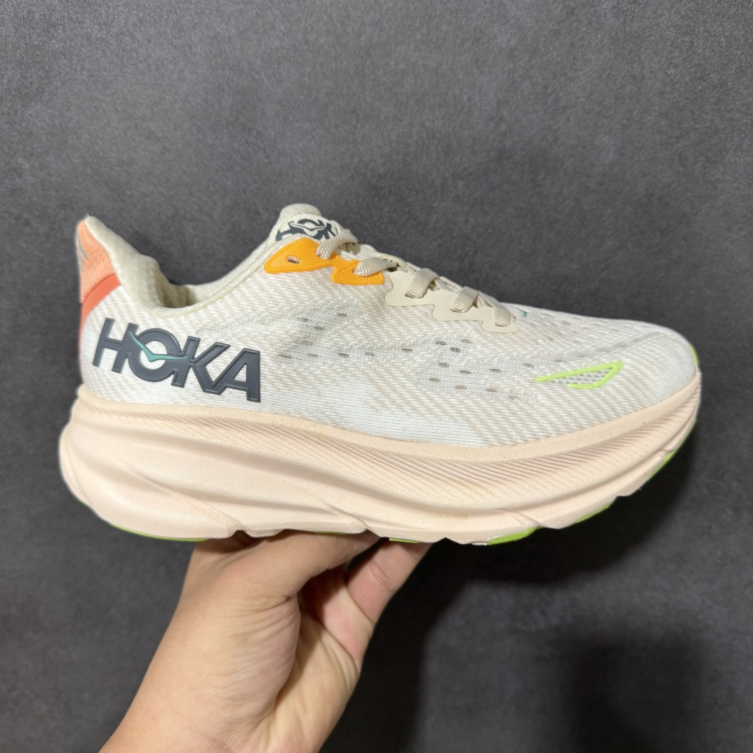 HOKA W CLIFTON PRO 9 轻量低帮户外越野跑鞋 户外山脉越野轻量运动跑鞋 鞋面用轻的无缝架构 鞋带用了弹 HOKA W CLIFTON PRO 9 轻量低帮户外越野跑鞋 户外山脉越野轻量运动跑鞋 鞋面用轻的无缝架构 鞋带用了弹