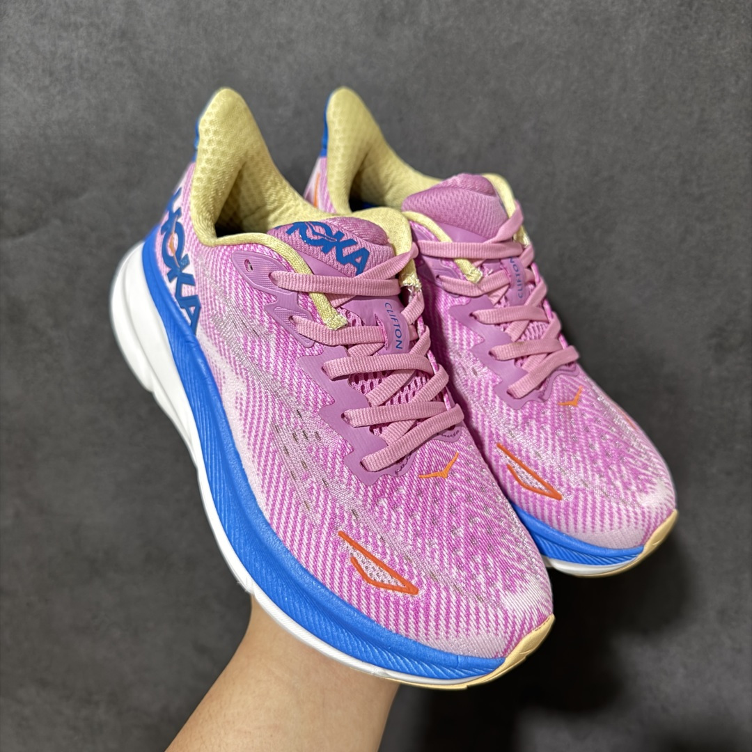 HOKA W CLIFTON PRO 9 合集 轻量低帮户外越野跑鞋 户外山脉越野轻量运动跑鞋 鞋面用轻的无缝架构 鞋带
