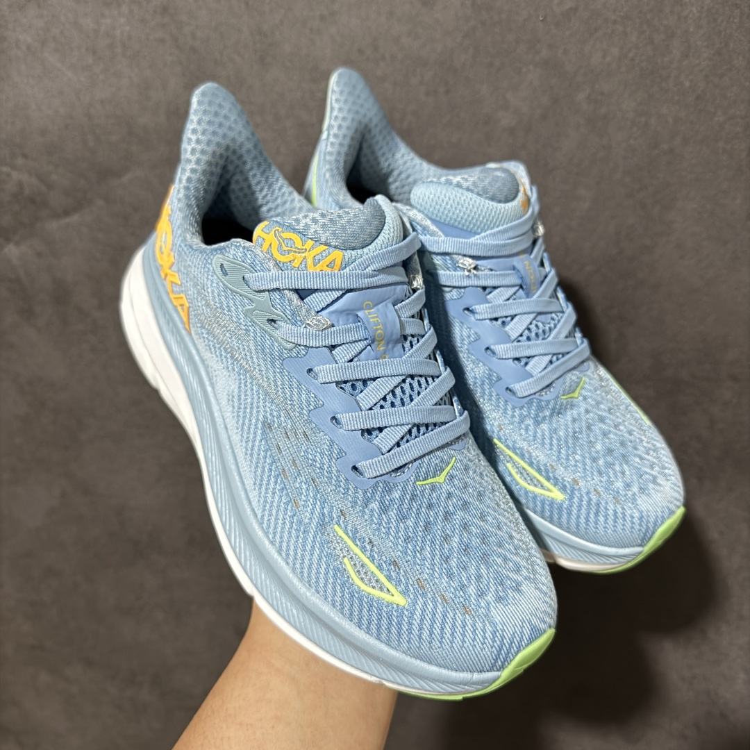 HOKA W CLIFTON PRO 9 合集 轻量低帮户外越野跑鞋 户外山脉越野轻量运动跑鞋 鞋面用轻的无缝架构 鞋带