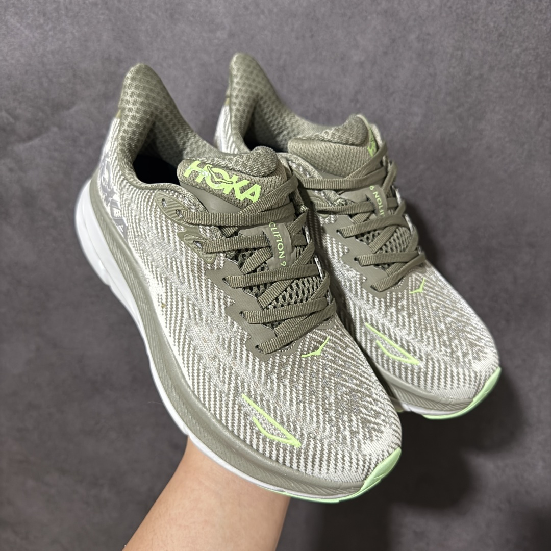 HOKA W CLIFTON PRO 9 合集 轻量低帮户外越野跑鞋 户外山脉越野轻量运动跑鞋 鞋面用轻的无缝架构 鞋带